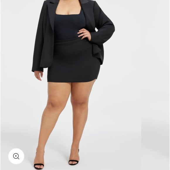 “Good American” brown (coco) scuba mini skirt; size 4/27; NWT - Picture 9 of 16